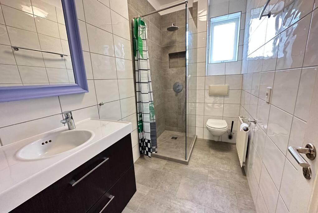 Beautiful 2 Bedroom Apartment Downtown Ρέυκιαβικ Εξωτερικό φωτογραφία